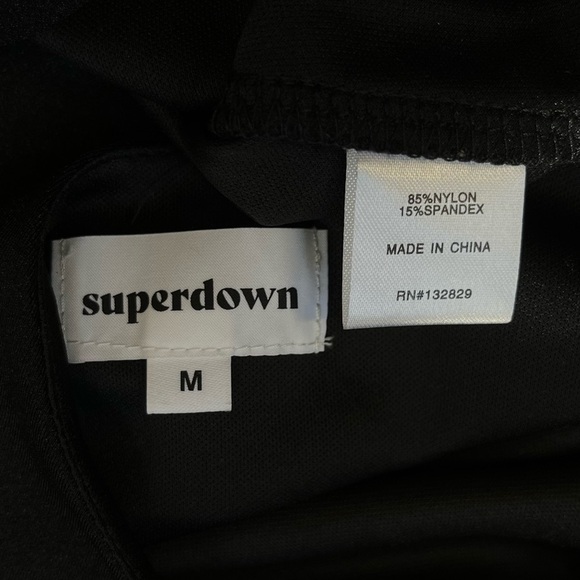 Superdown black bodycon long sleeve open back ruched dress *shop@iamwarrior - Picture 9 of 11